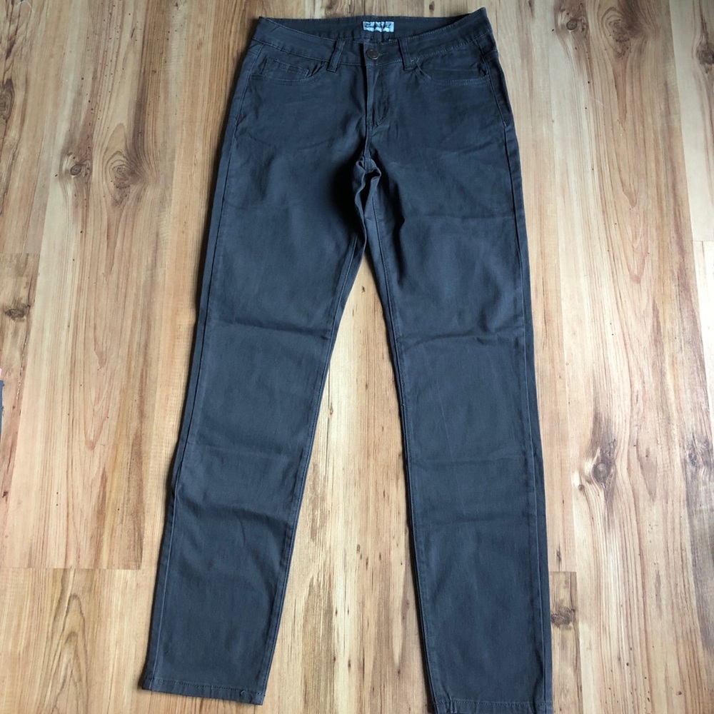 NEW EMPERIAL Skinny Jeans Gray Waist 29 NWOT
